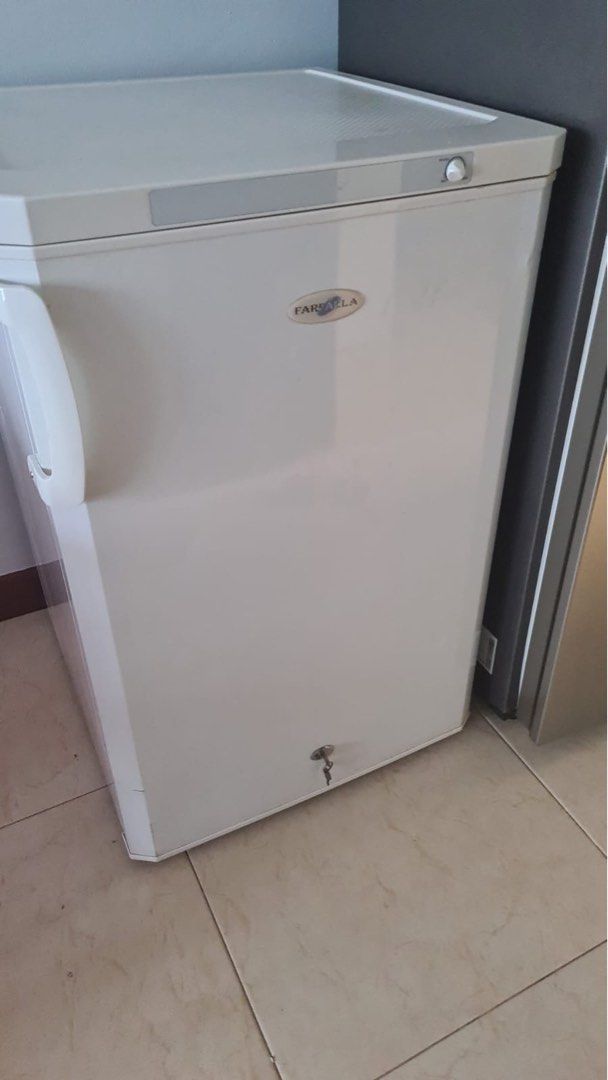 zanussi compact freezer