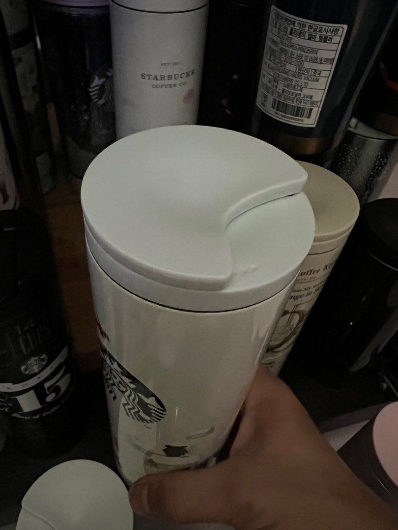 Starbuck tumble Christmas korea, Furniture & Home Living, Kitchenware