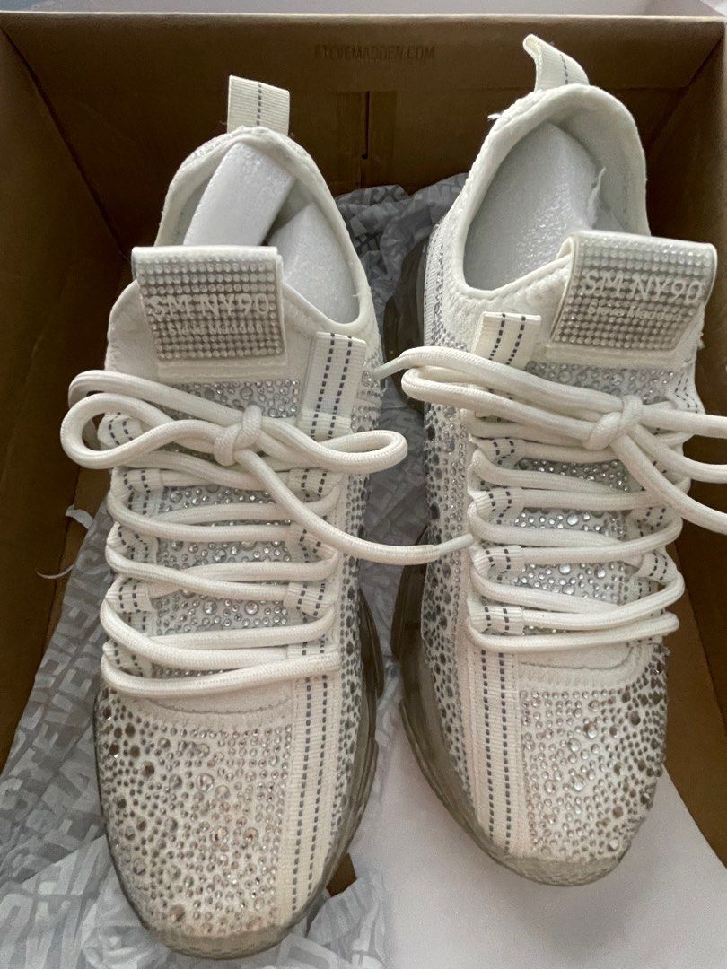 White sneakers sales with bling