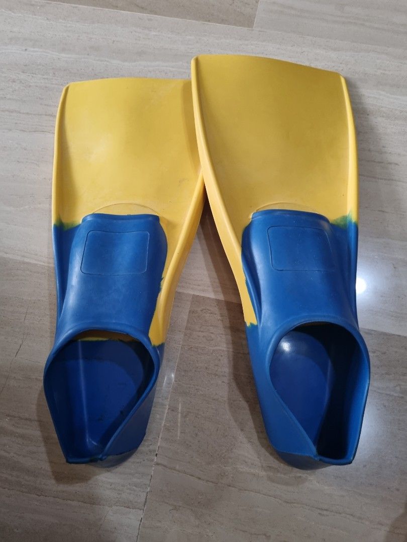 Swimming Flippers, Sports Equipment, Sports & Games, Water Sports on