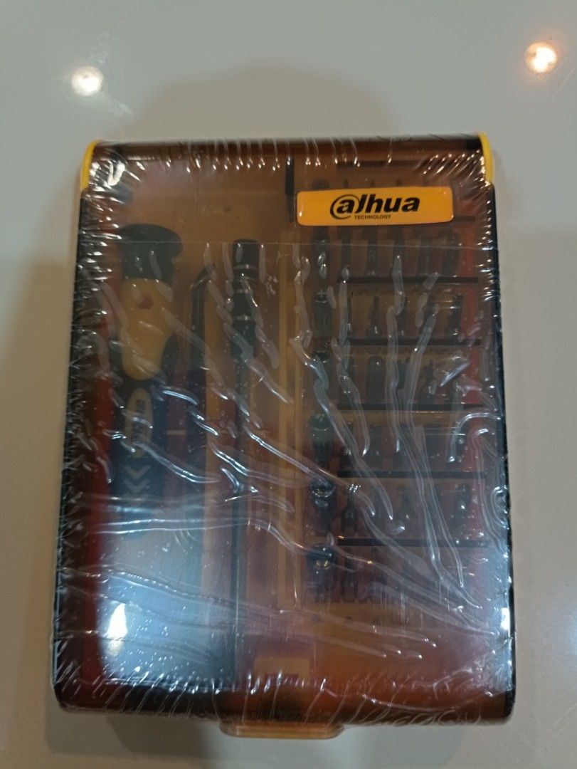 Tools Set (Category: Other Accessories) located in Kuala Lumpur. Submitted by Kok_95 (Listing ID 1201830863, Image 2). Description: .
