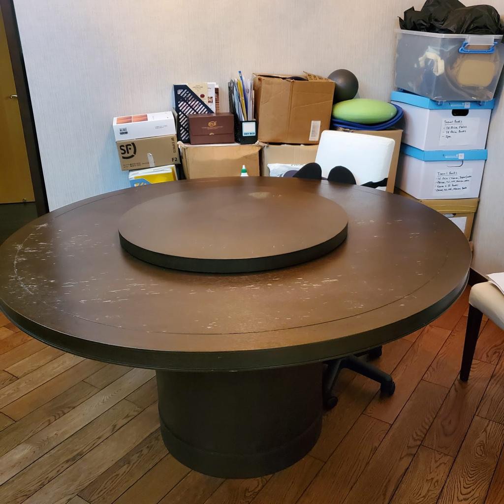 Wooden Round Dining Table, 傢俬＆家居, 傢俬, 其他家居傢俬 Carousell