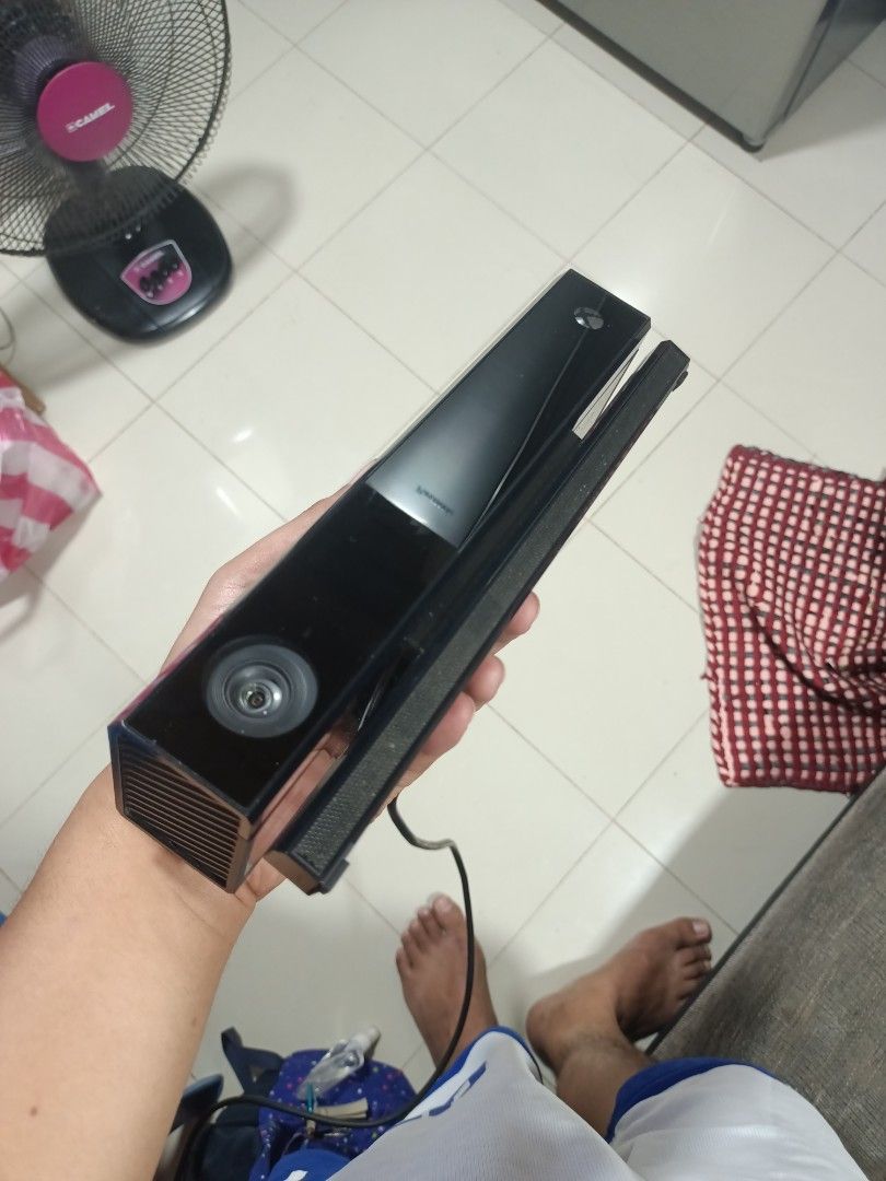 Xbox One Kinect Sensor (Category: Xbox) located in Pasig City. Submitted by Mpatron (Listing ID 1201830018, Image 1). Description: Xbox One Kinect Sensor for kinect games...
