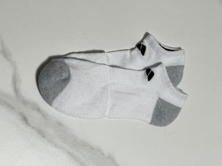 特價$15/1; $30/3對  現貨- Adidas 短筒襪 cushioned no show sock（Size: 22 - 26 cm)64196077908865110