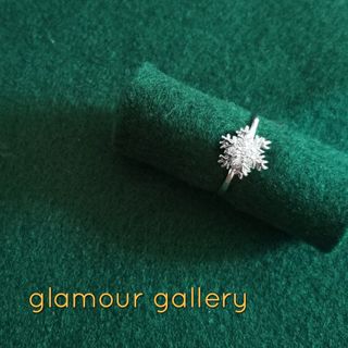 （分類：）位於 。 由 glamour.gallery 提交（商品編號 1201980944，圖片 1）。簡介： 。