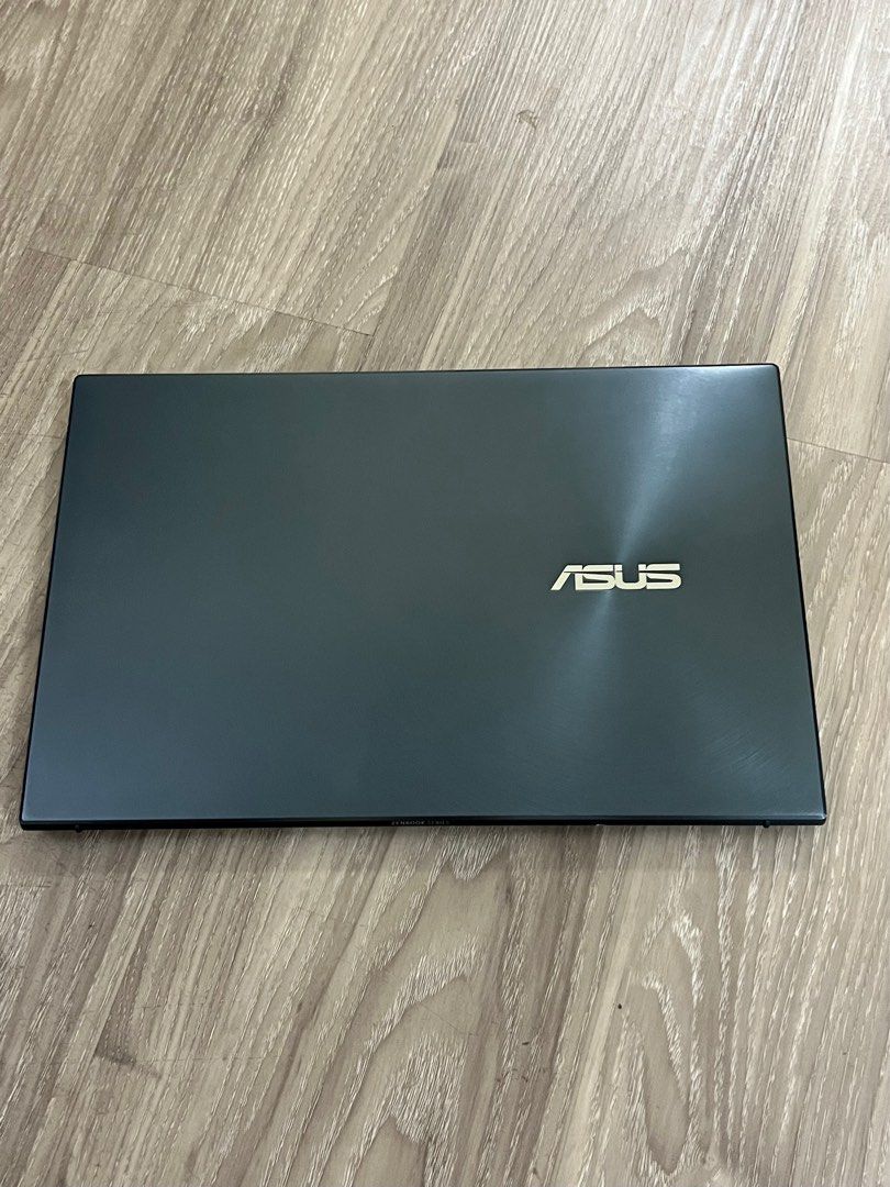 99New Ultra Thin&Light Asus ZenBook 14 / i71165G7/ 16GB RAM/ 512GB