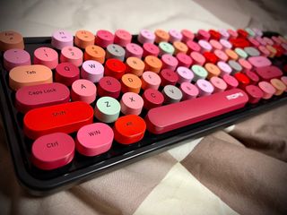 （分類：）位於 。 由 rayaries 提交（商品編號 1202006028，圖片 1）。簡介： 。