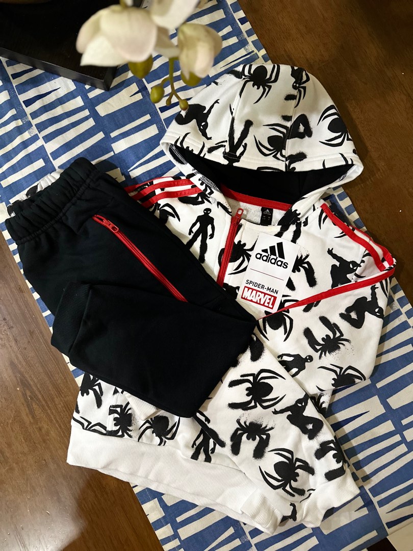 Spiderman tracksuit adidas top