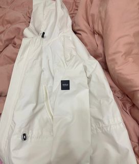 （分類：）位於 。 由 lee9335 提交（商品編號 1201999802，圖片 1）。簡介： 。