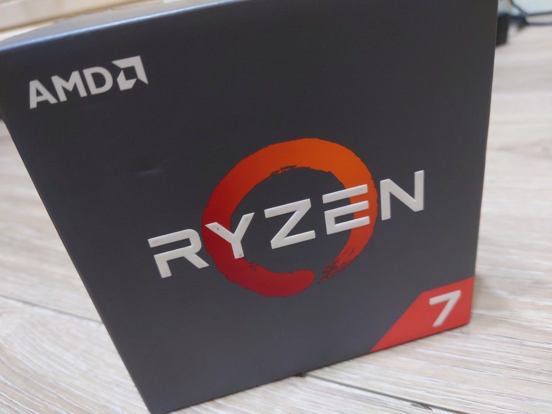 售]AMD Ryzen 7 1700 CPU 八核心處理器完整盒裝含RGB風扇, 電腦及科技