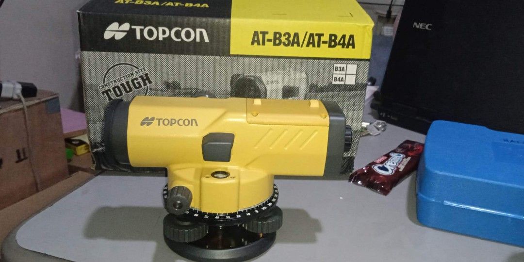 Auto level Topcon, Commercial & Industrial, Construction & Building