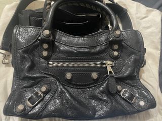 （分類：）位於 。 由 eeefeet 提交（商品編號 1202012959，圖片 1）。簡介： 。