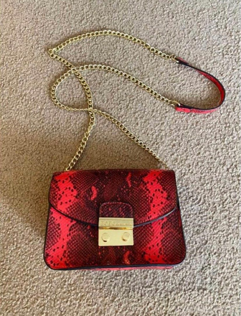 Bcbg red sales purse