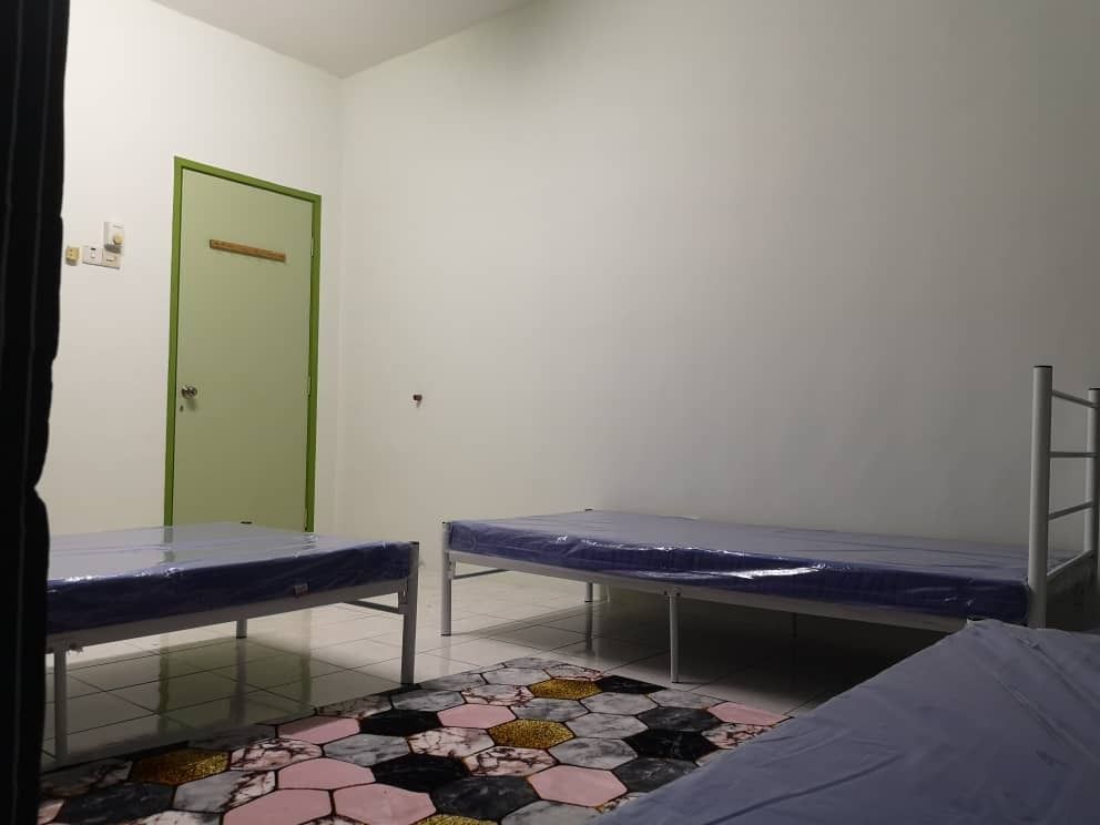 Bilik Perempuan PV3 Setapak near Wangsa Maju KL East Mall LRT Taman ...