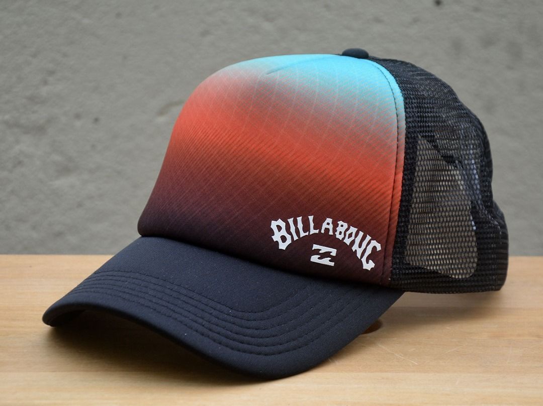 Beach hot sale trucker hat
