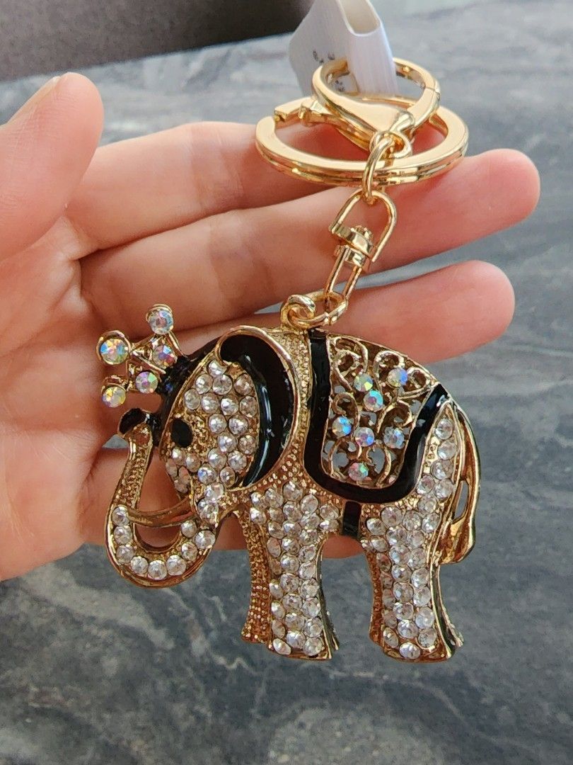 Gold deals elephant keychain