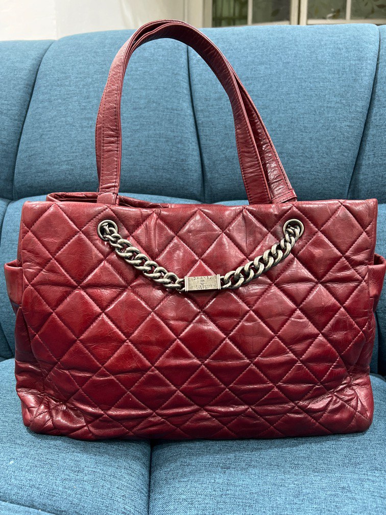 Chanel Glazed Calfskin Nameplate shopping tote burgandy
