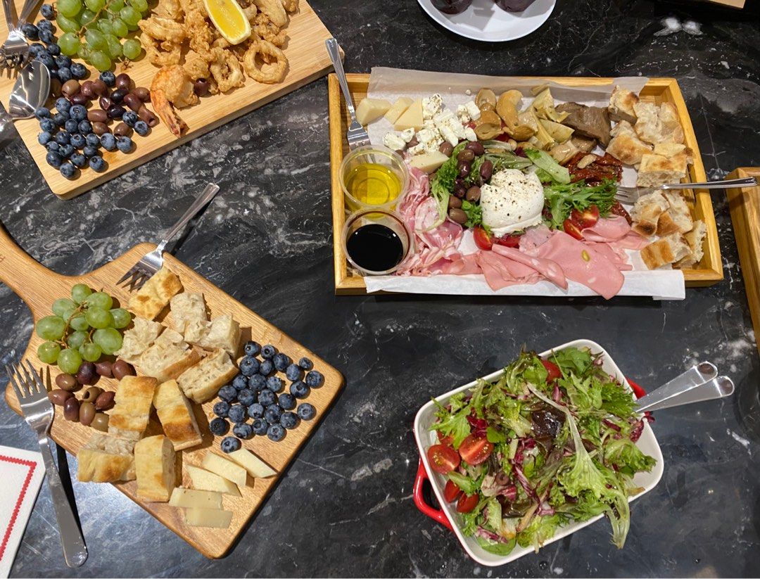 Cheese & cold cuts platters, Food & Drinks, Gift Baskets & Hampers on