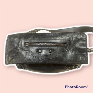 (Kategori: ) berada di . Dikirim oleh BagAddict (ID iklan 1201903722, Gambar 1). Deskripsi: .