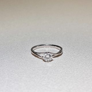 Round Brilliant Diamond Ring