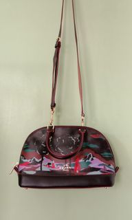 For sale. Original Coach Alma 2way. Med size for only 5500