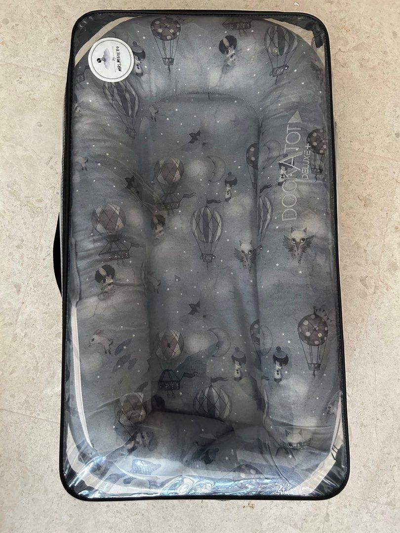 Dock A Tot Deluxe +, Babies & Kids, Baby Nursery & Kids Furniture