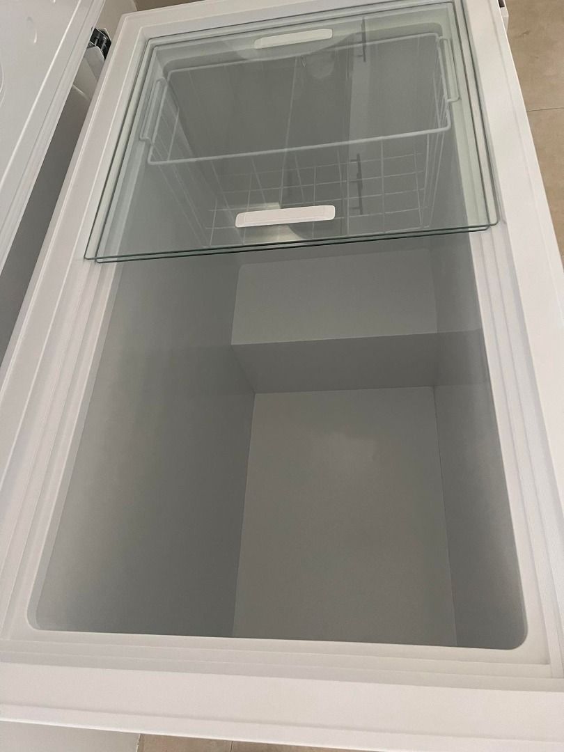 Fujidenzo Chest Freezer Inverter 7 cu.ft. with AVR ( Pampanga or Pasig Pickup only), TV & Home