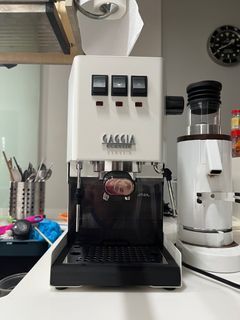 Gaggia Classic Pro Espresso Machine