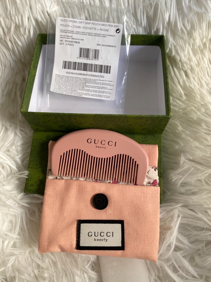 Gucci Beauty comb with pouch, Luxury, Accessories on Carousell