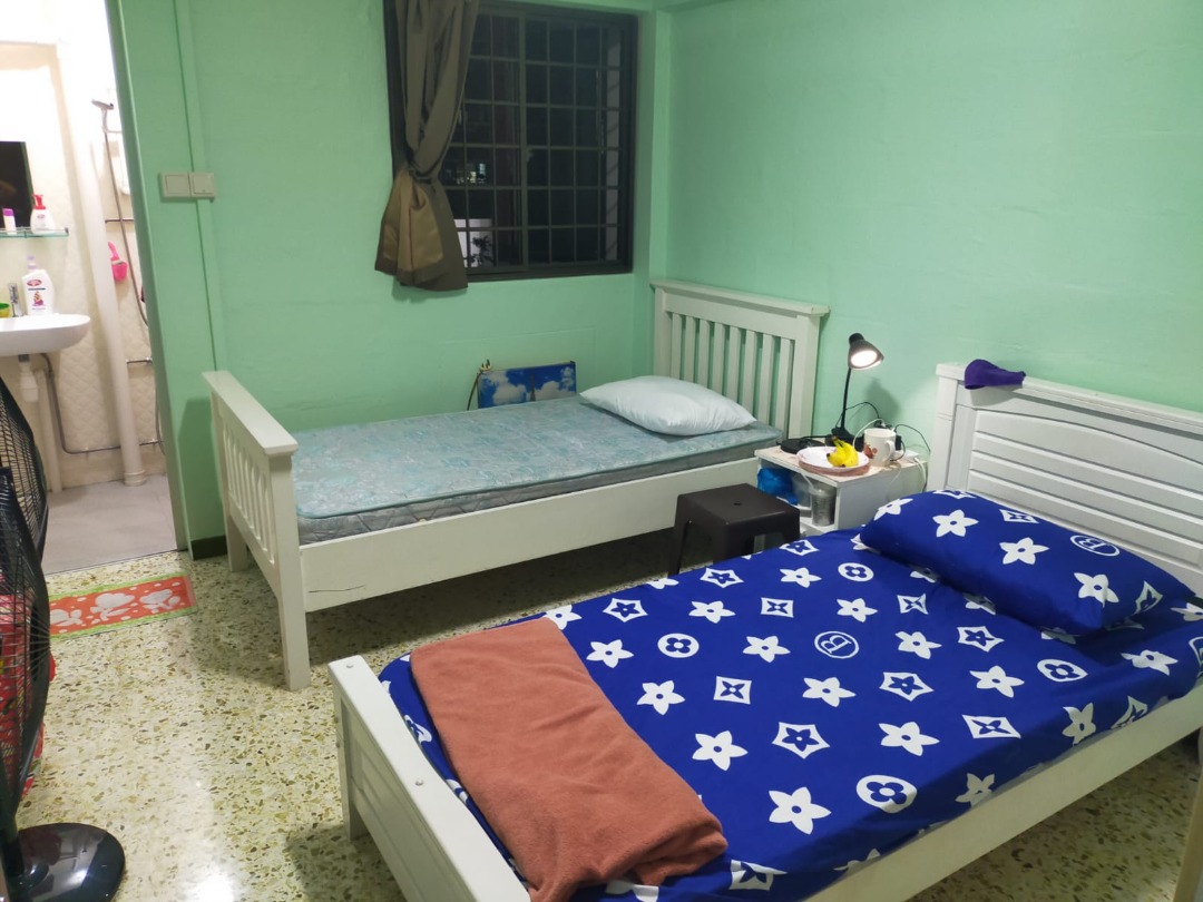 HDB Master Room for Rent 2 pax Lady no Aircon, Property, Rentals