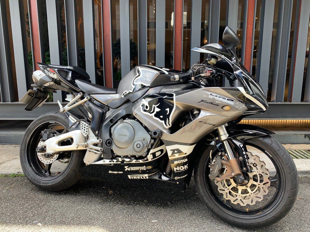 2005 sales cbr1000rr exhaust