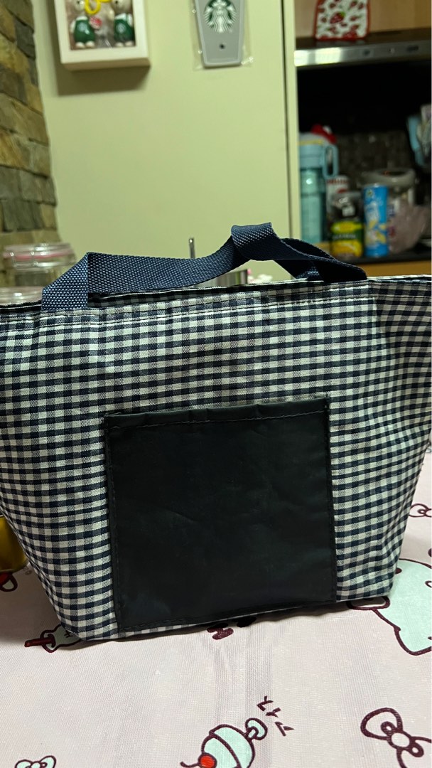 Insulator bag for school office, Hobbies & Toys, Stationary & Craft, Stationery & School