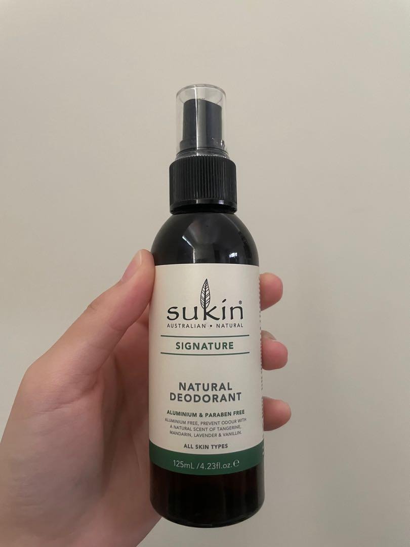 (Isi 85) Sukin signature natural deodorant spray, Kesehatan