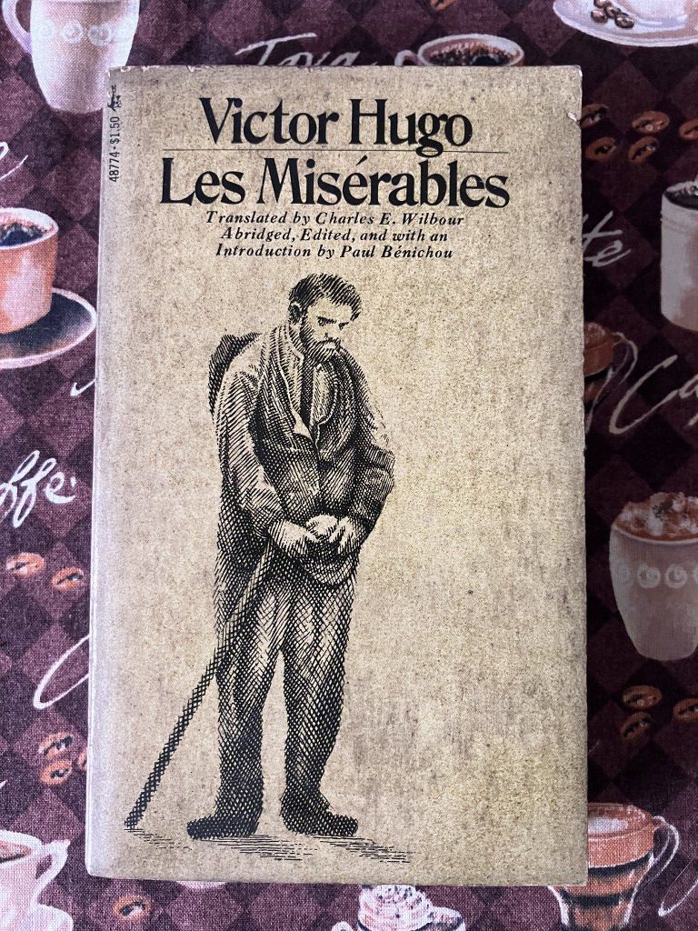 Les Miserables VINTAGE Novel Book by Victor Hugo 1964, Hobbies & Toys