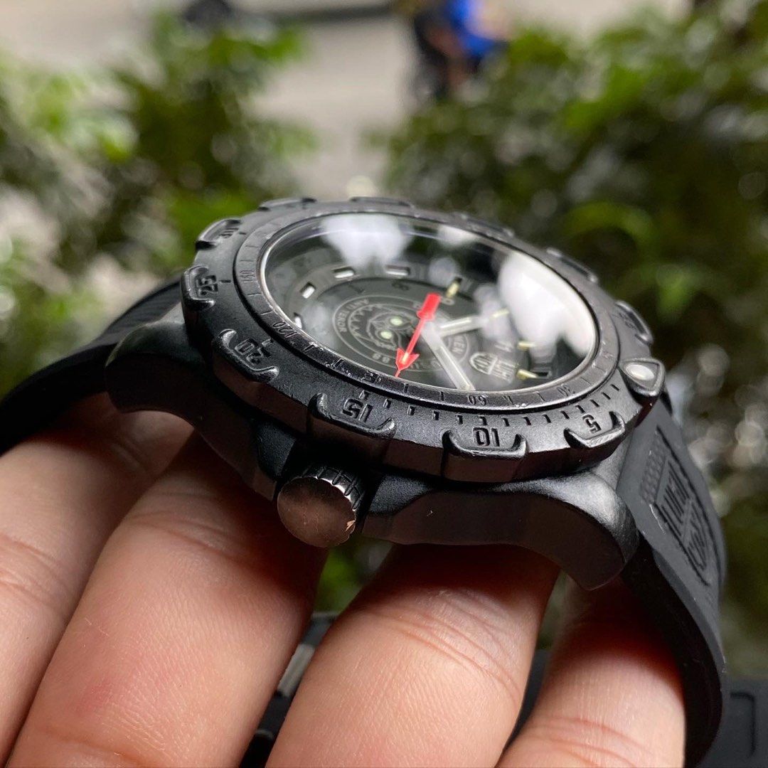 Luminox 8820 2025
