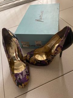 Marciano sales shoes sale