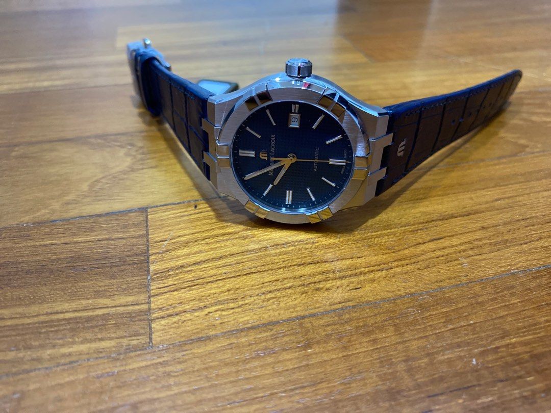 Maurice Lacroix AIKON Automatic 42mm AI6008 SS001 430 1 Luxury