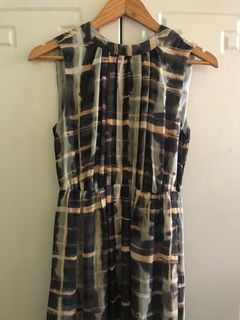 H&M Maxi Marble-like Printed Dress
