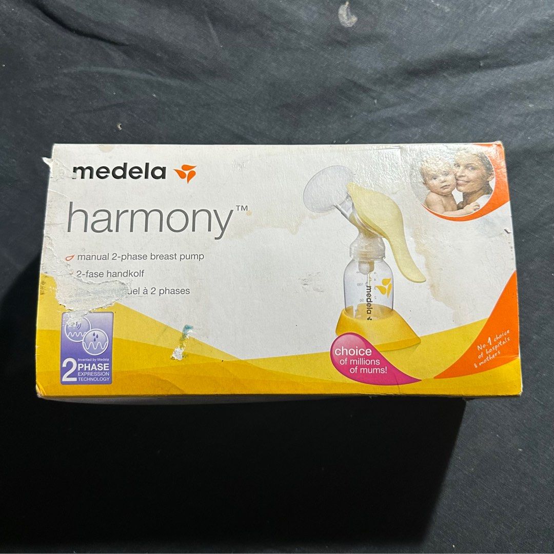 Medela Electric Breast Pump/Manual Pump (Category: Breastfeeding & Bottle Feeding) located in Paranaque City. Submitted by sofiaelise (Listing ID 1202057103, Image 2). Description: Medela Breast Pump and Manual breast pump used but not abused complete set w/ box for first time moms that doesn’t wanna spend a lot.. selling this low. no joy miners please .