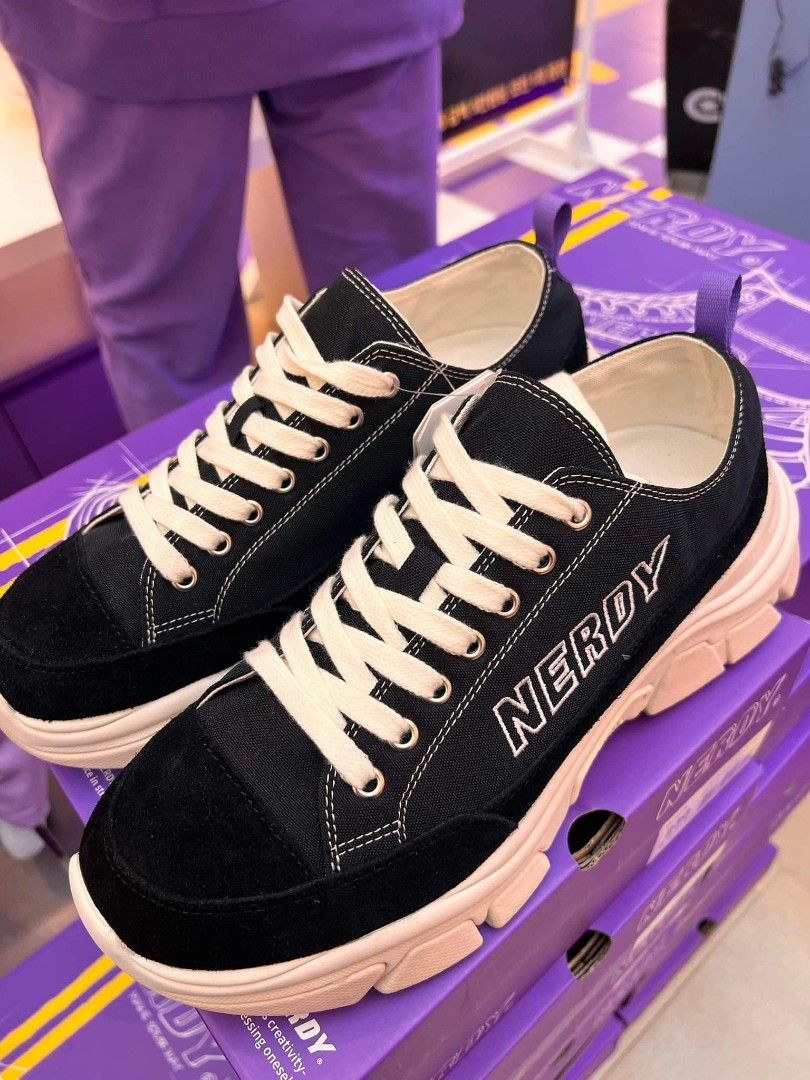 Nerd shoes 2024