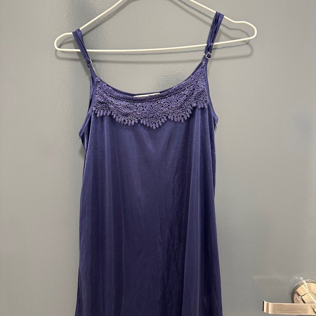 VINTAGE OLGA SLEEPING PRETTY LIGHTLY PADDED LACE BRA NIGHTGOWN IN P –  Vintage Clothing & Fashions