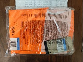 （分類：）位於 。 由 vincenttt_ 提交（商品編號 1202012367，圖片 1）。簡介： 。