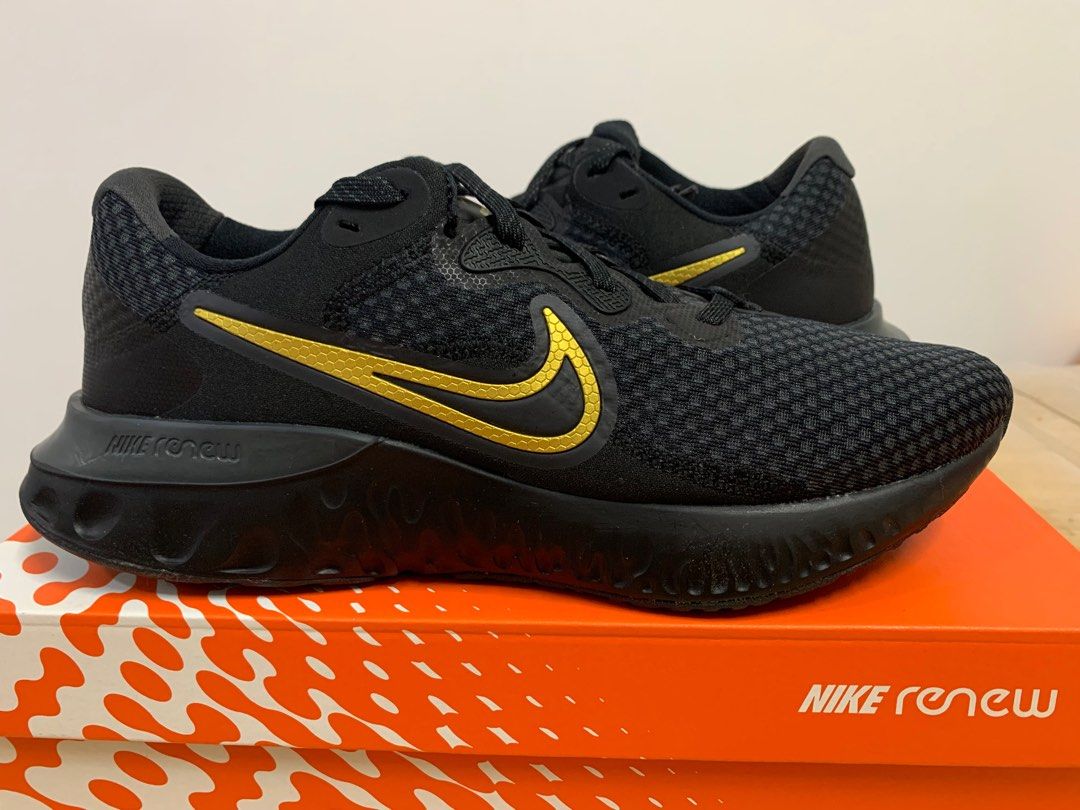 Nike black and gold running shoes online