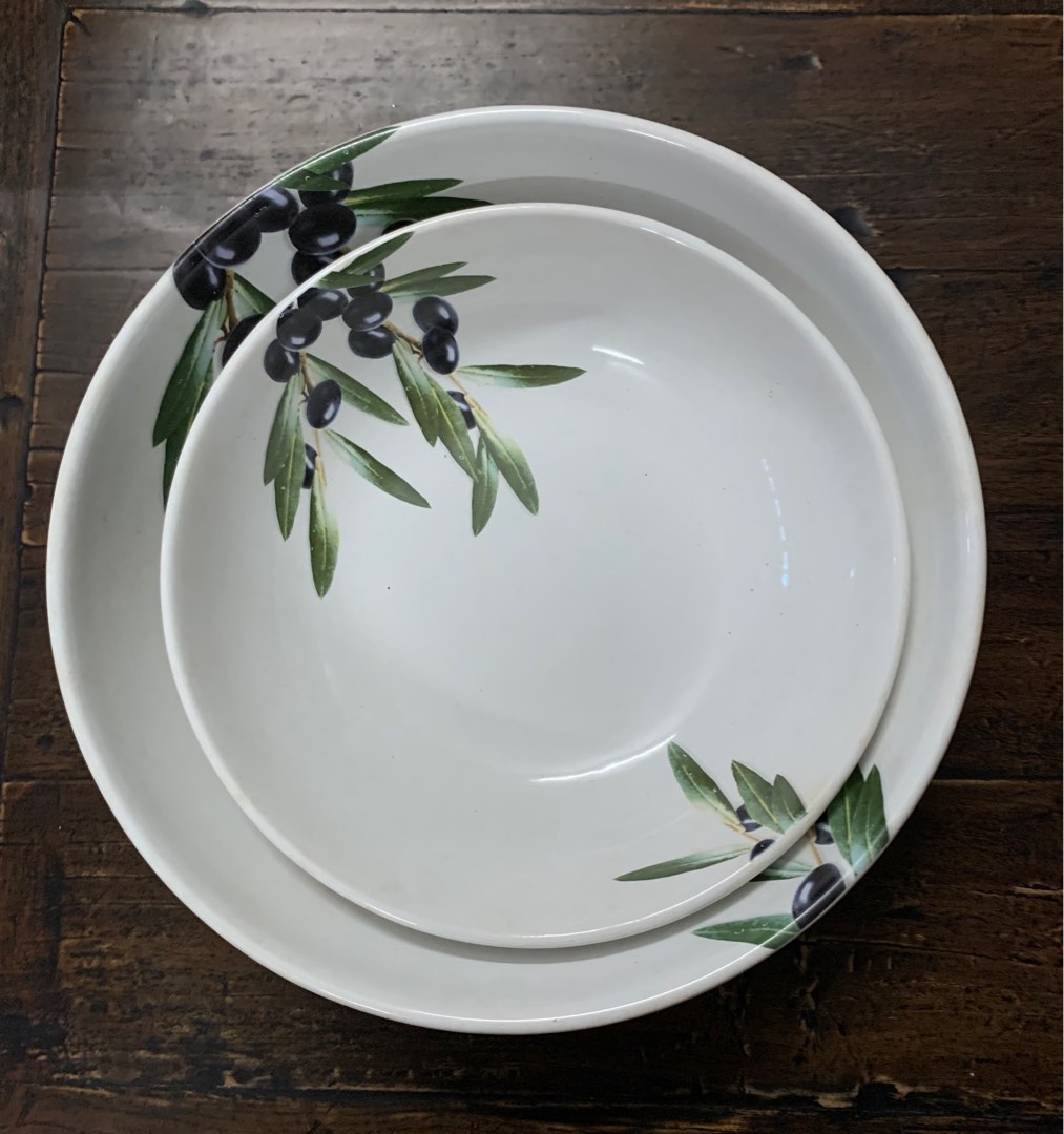 Olive Plates & Teapot set, Furniture & Home Living, Kitchenware