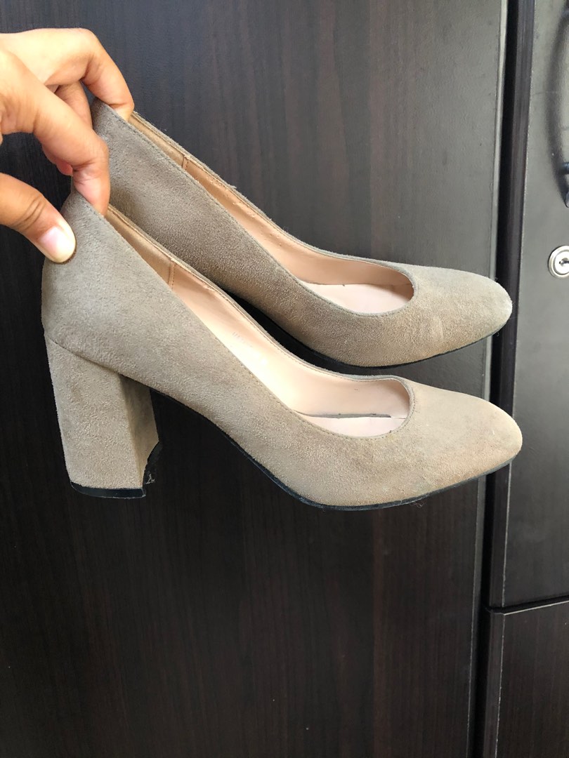 primadonna strappy heels