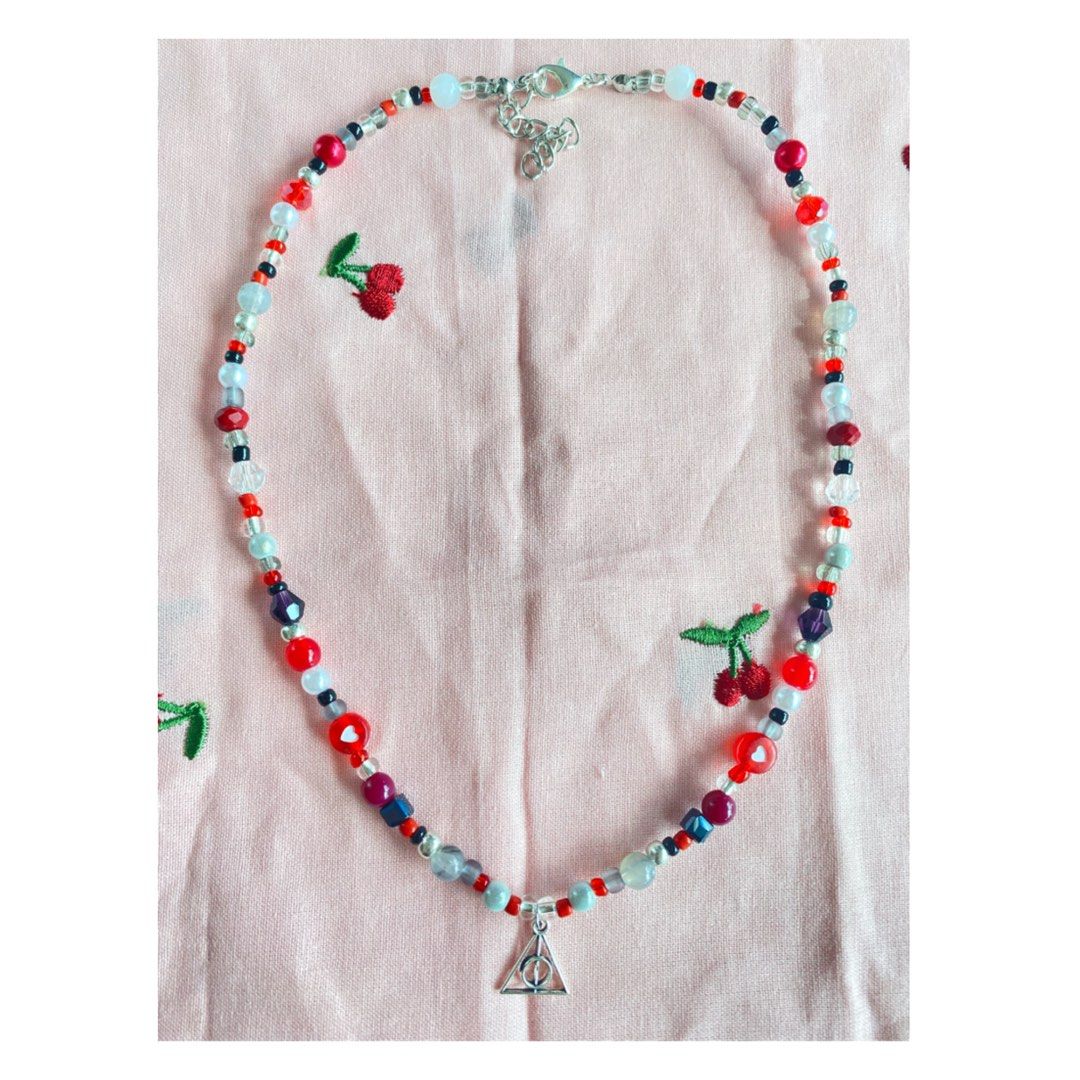 Red crystal top bead necklace