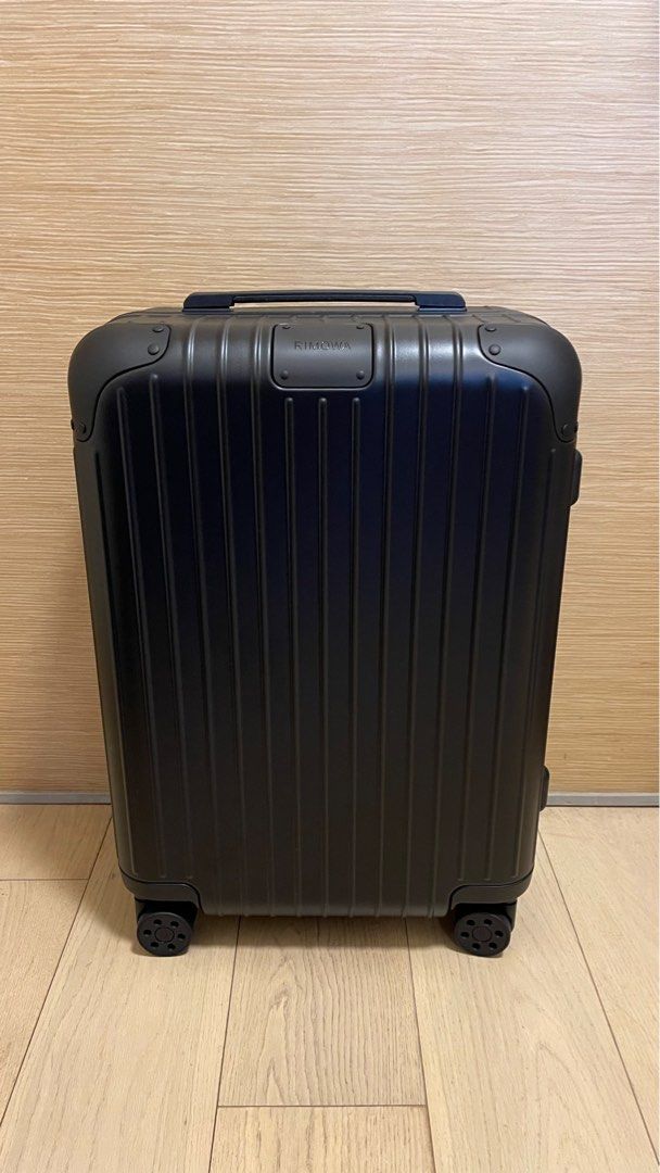 Rimowa hybrid cabin matte black clearance