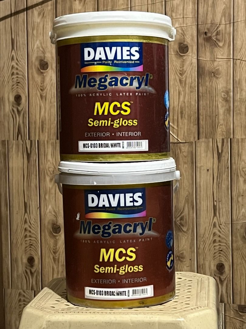 SemiGloss Acrylic Latex Paint (Davies Megacryl MCS0103 Bridal White