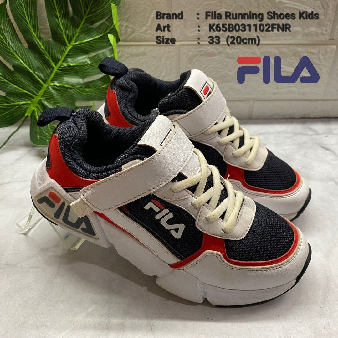 Sepatu Anak FILA K15B951202FNW Running Shoes size 33 (20cm)