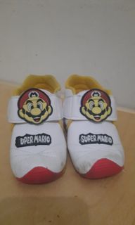 Sepatu Bayi Super Mario